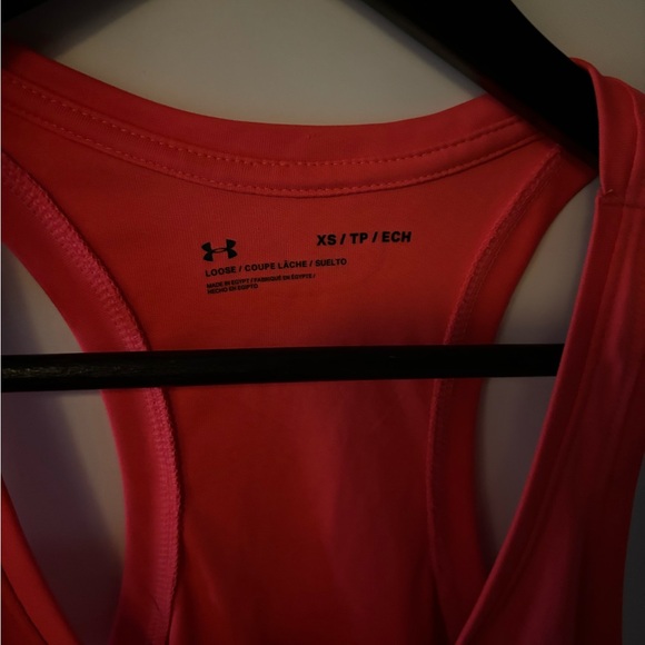 Under Armour tanks - Picture 2 of 3